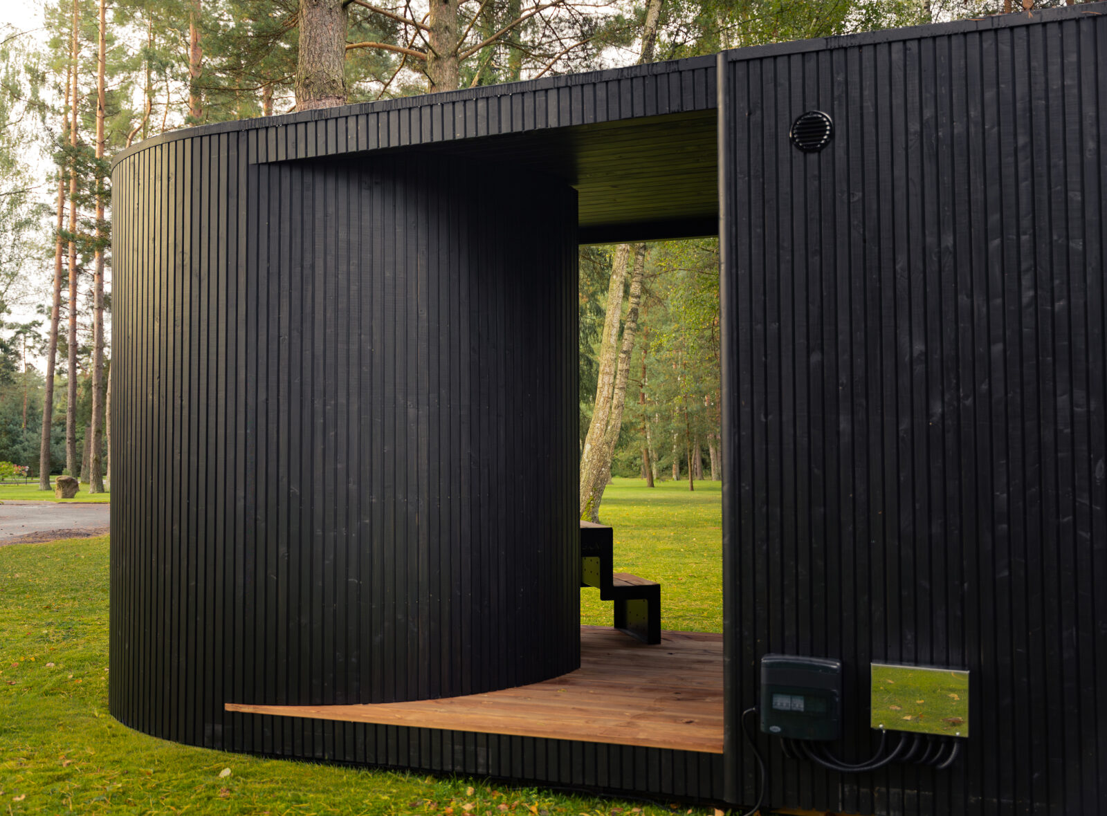 Tauras classic black by Celsium